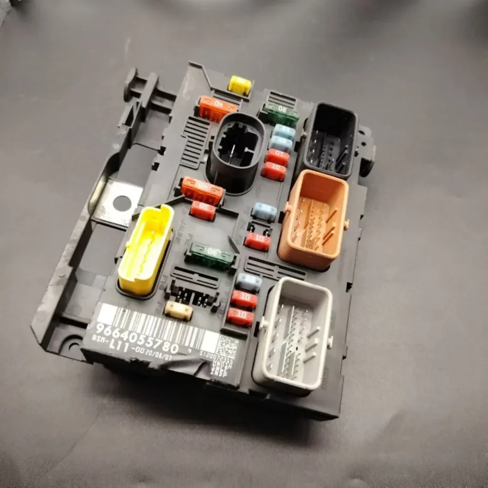 9664055780 9664826080 6500FH Fuse Box Control Unit Assembly BSM-L11 For Peugeot 307 Citroen C4 Low Configuration