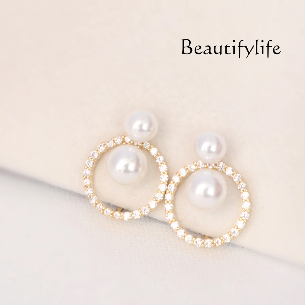 Exquisite pearl ear clips without ear piercings Women's niche high-end temperament earrings Design sense Painless earrings