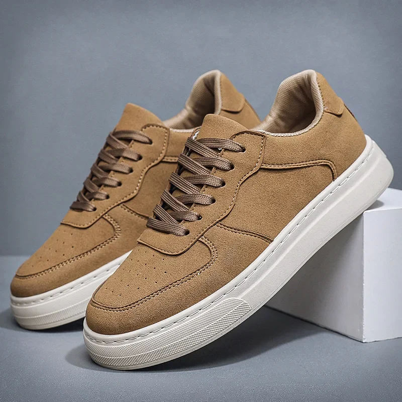 

New Handmade Stitched Suede Leather Sneakers Men Low Top Casual Shoes Comfortable Breathable Fashion Student Flat Shoes Non-Slip