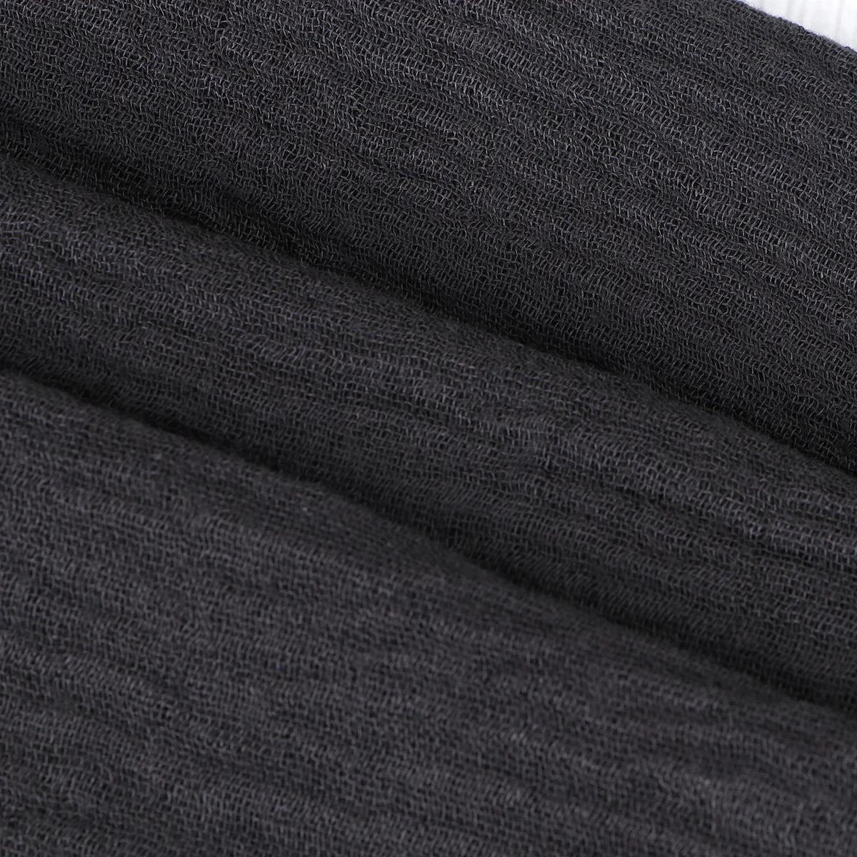 

1Pcs Cotton Linen Scarf Pure Color Crumpled Style Black Durable Comfortable Soft Texture Long-Lasting Use Linen Scarf