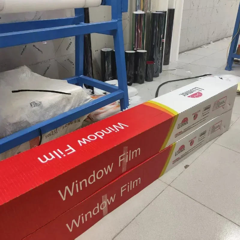 

Нано-керамическая Премиум LLumar 35% VLT тонировка окон Авто оконная пленка с высокой изоляцией UV IRR99% ПЭТ-материал для автомобилей и домашнего стекла