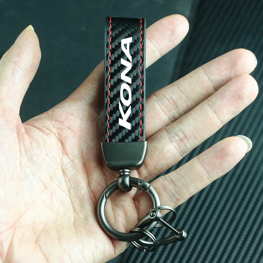 Carbon Fiber Leather Rope Car Keychain Key Chain Pendant Keyring Horseshoe Buckle for KONA NEXO PALISADE SANTAFE Accessories