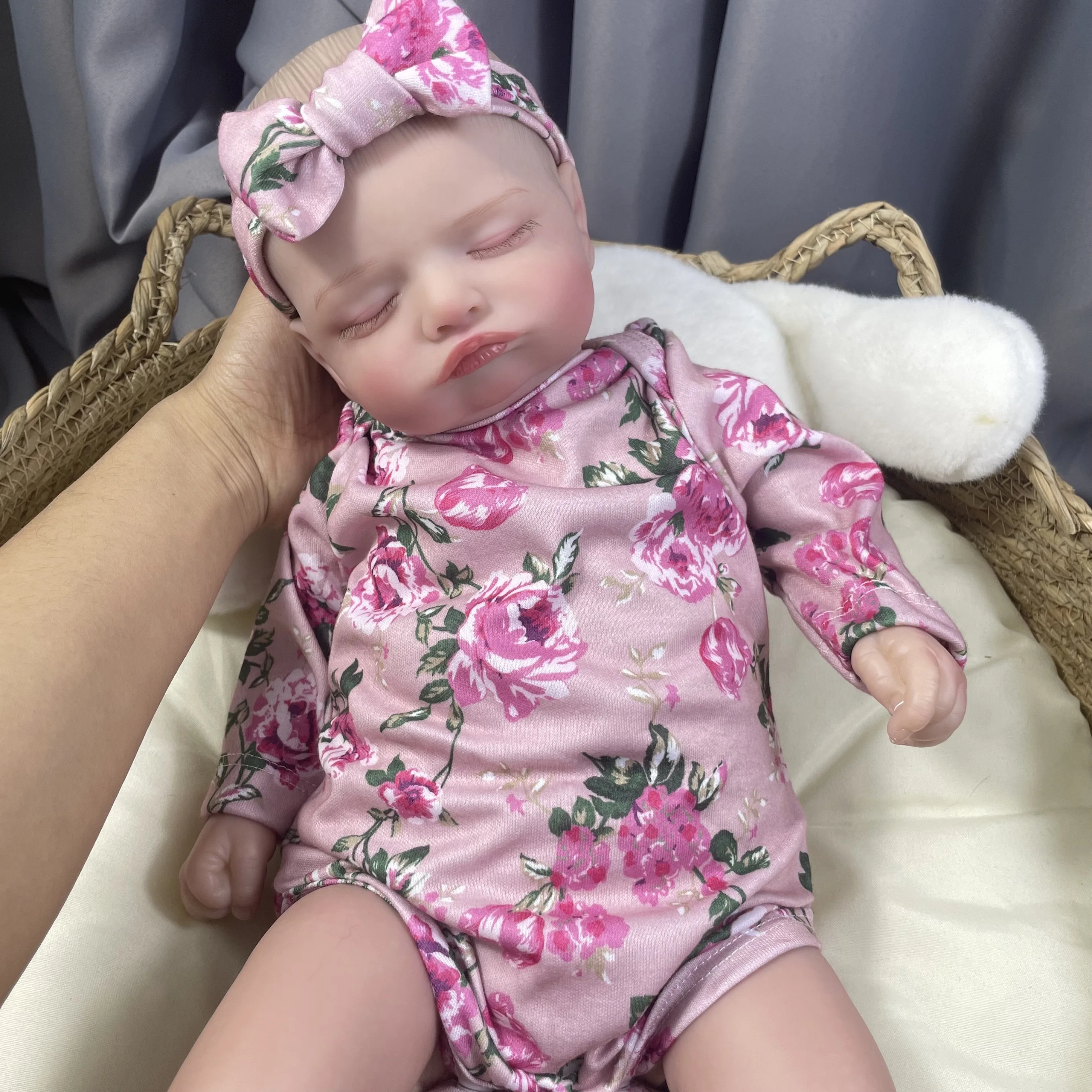 46CM mignon Rosalie Reborn dormir bébé poupée fille réaliste avec des cheveux peints à la main nouveau-né jouet cadeau pour les enfants