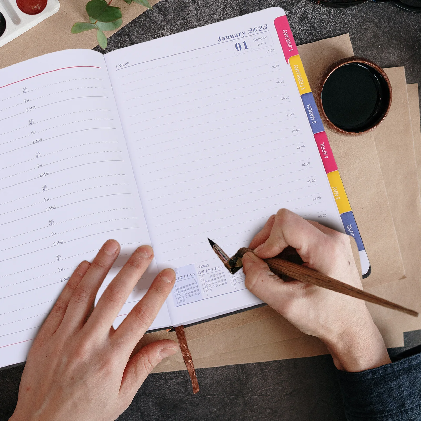 

Daily Planner 2023 Yearly Calendar Notepad Simple Lightweight Design for Students Office Workers Schedule Book English