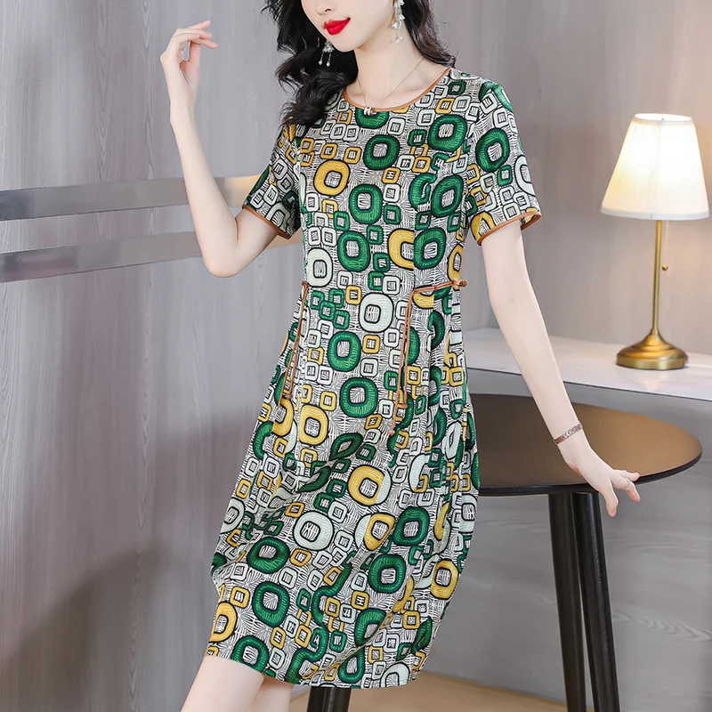 

2023 Summer Silk Short Sleeve Dress Women's O-Neck Mom's Print Loose Large Silkworm Silk Satin Skirt Over Knee Robe