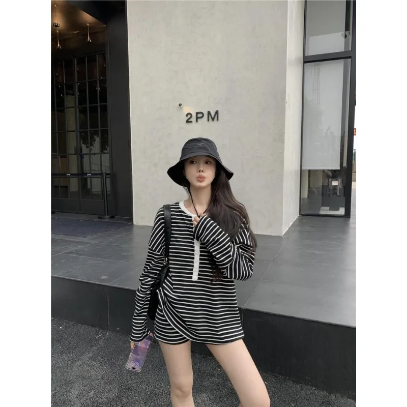 

Women's Summer Set T-shirt Long Sleeve Shorts Color Block Stripes Sun Protection Retro Simple Comfortable Casual Niche Versatile