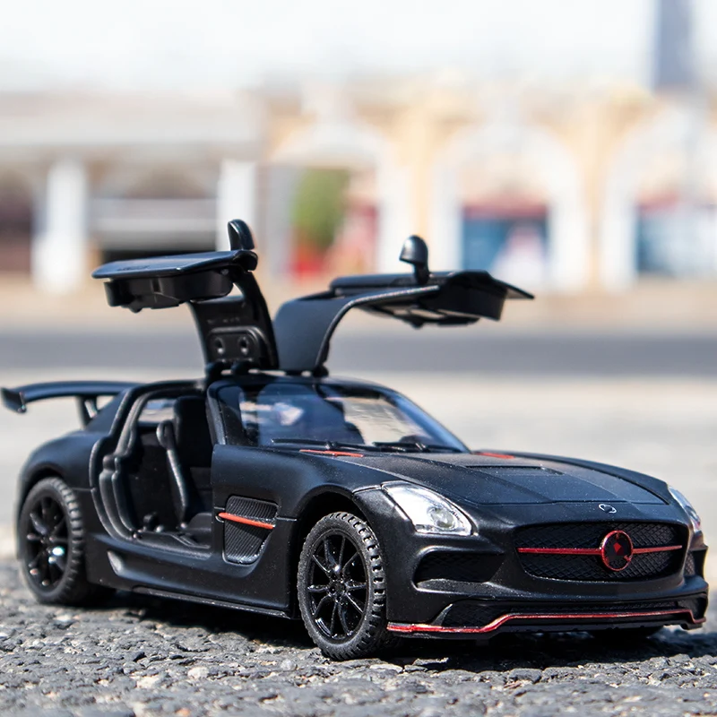 1:32 Benzs SLS Supercar Alloy Car Model Sound and Light Pull Back Children\'s Toy Collectibles Birthday gift