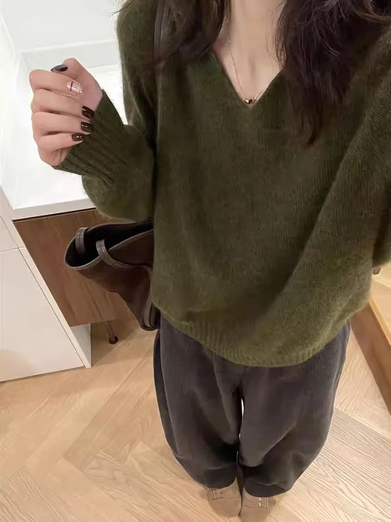 Green Knit Sweater for Women Autumn Winter Lapel V-Neck Soft Pullover Chic Long Sleeved Commuter Casual Knitwear Tops