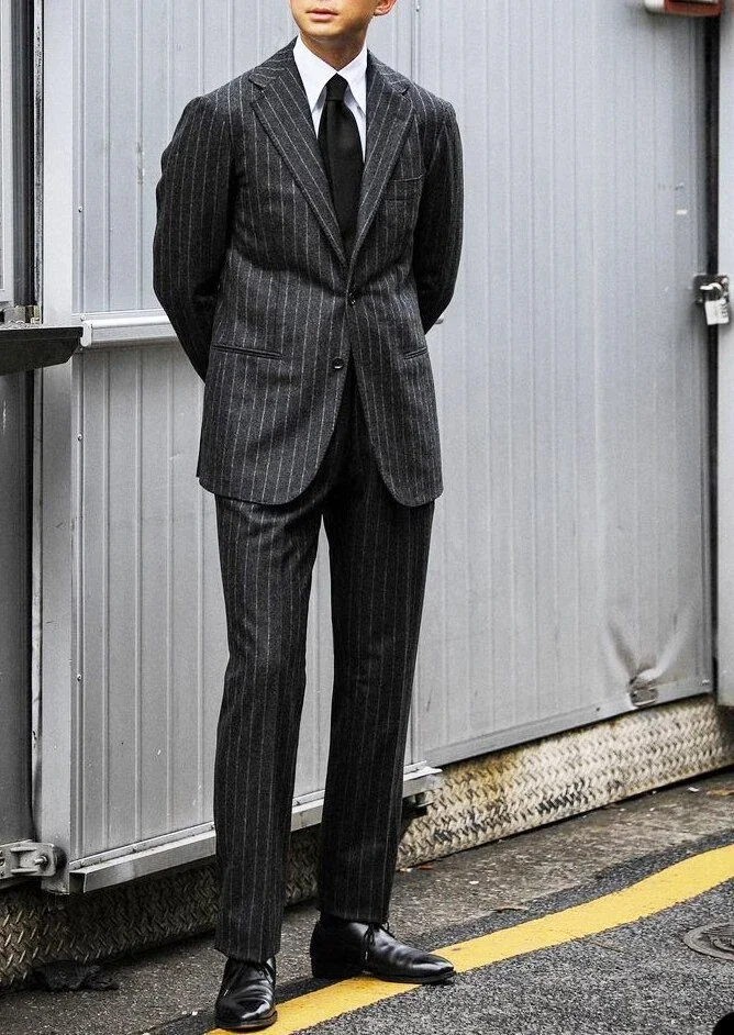 Classic Charcoal Grey Pinstripe Suit Set with High-Waisted Pleated Trousers Jacket Men Business Wear Customized  M263381