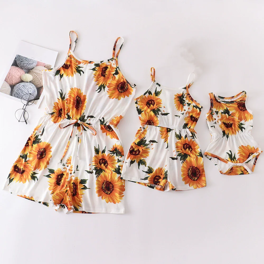 Mother Daughter Dress Summer Children's Clothing Beach Girls Dresses Vestido Baby Romper Family Matching Outfits Women Jumpsuit