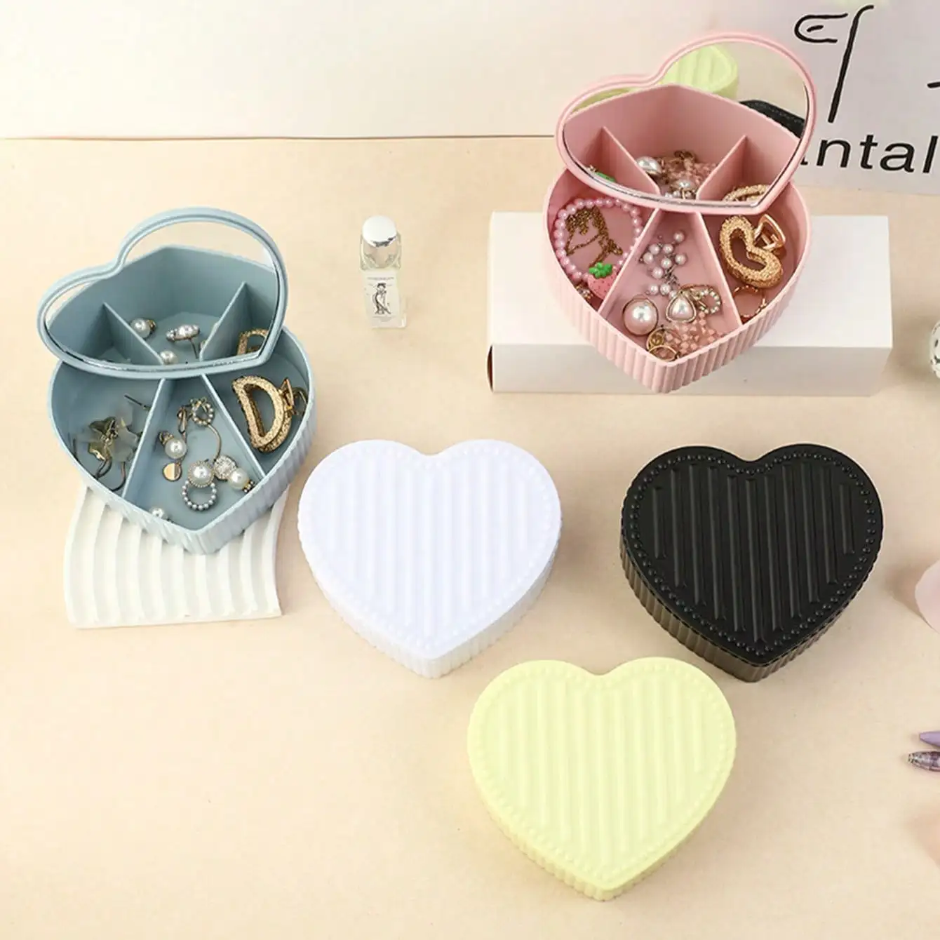 

Necklaces Rings, Personalized Gift of Heart-shaped with Mirror Portable Jewelry Box, Jewelry Storage Box,Used To Store Earrings