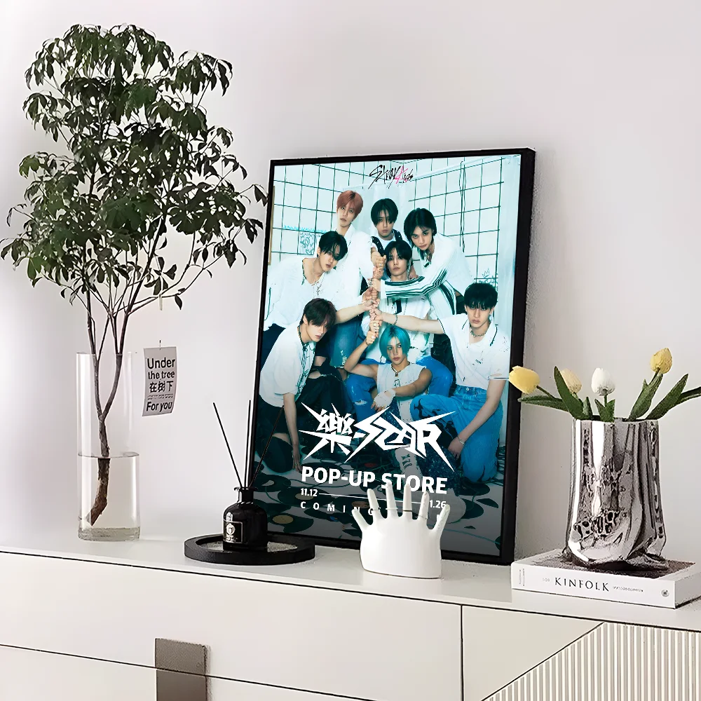 Kpop S-Stray Kids Classic Movie Posters Vintage Room Bar Cafe Decor Nordic Home Decor