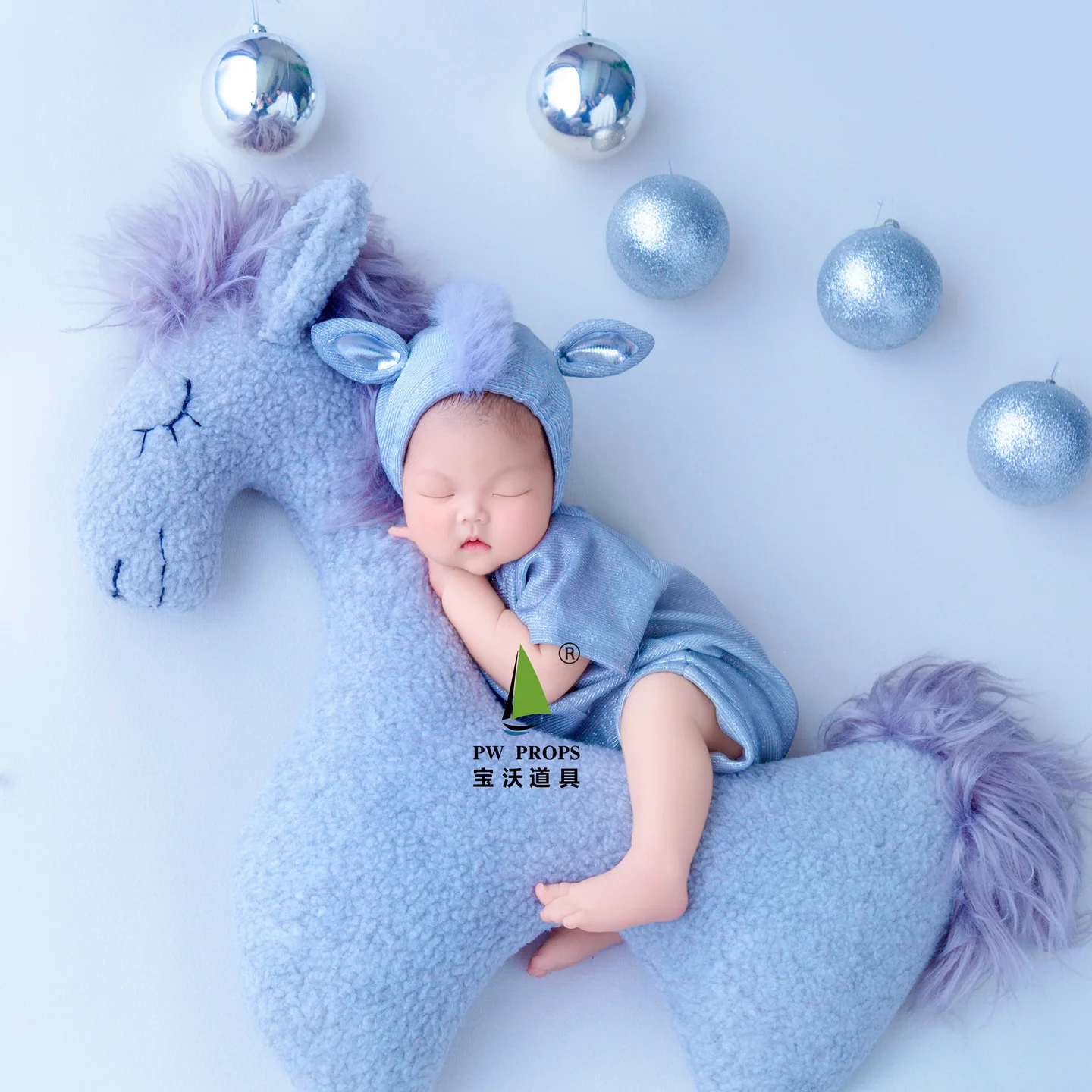 Newborn Photography Props Blue Backdrop Clothing with Hat Set Posing Unicorn Doll Theme Set for Studio Photoshoot Accessories