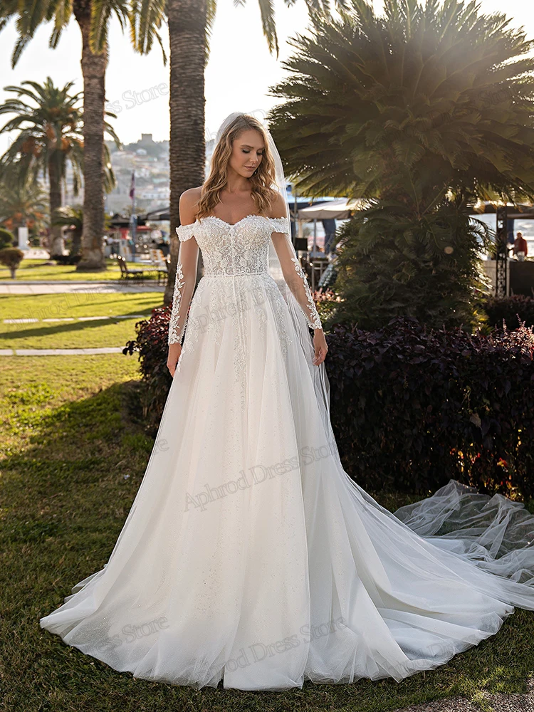 クラシックウェディングドレス A ラインチュールティアードブライダルドレスレースアップリケオフショルダーグラマラス Vestidos デノビアカスタマイズ