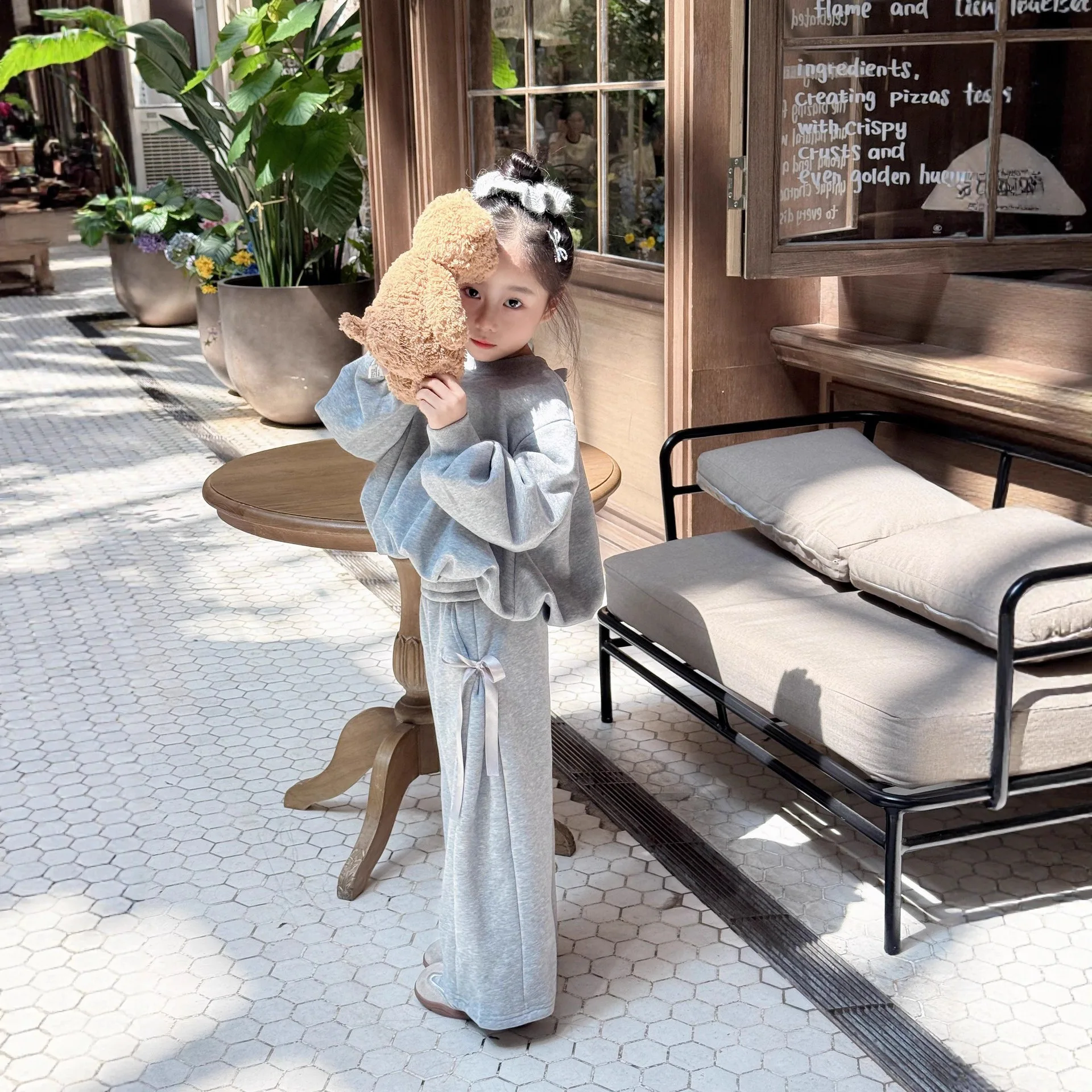 الفتيات الخريف الشتاء الرياضة القوس المخملية مجموعة 2025 جديد الأطفال طفل الفتيات أنيق السراويل واسعة قطعتين مجموعة #3