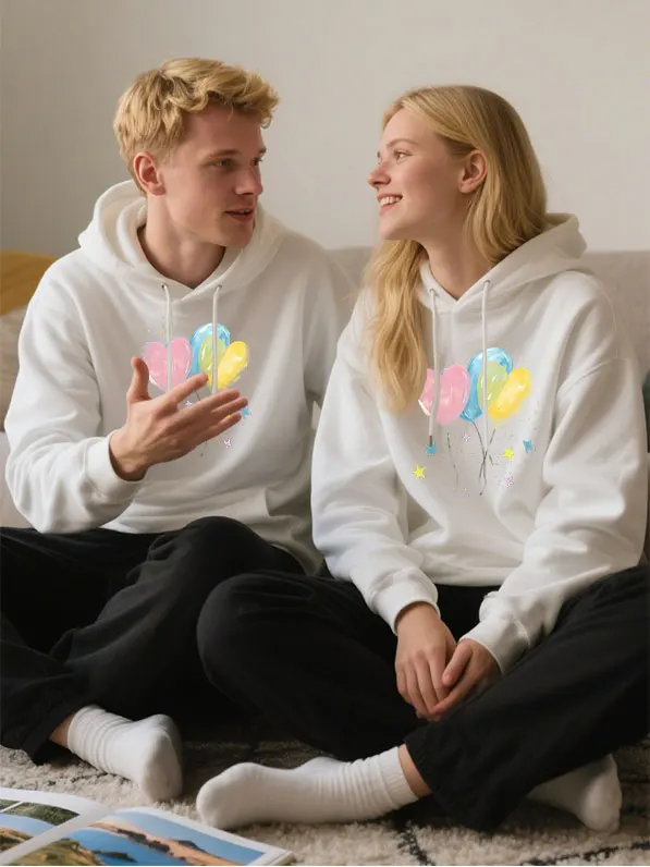 Women's Soft Hooded Pullover Featuring Heart Balloon Print,Comfort For Casual Outings,Travel, Ideal Versatile Christmas Gift.