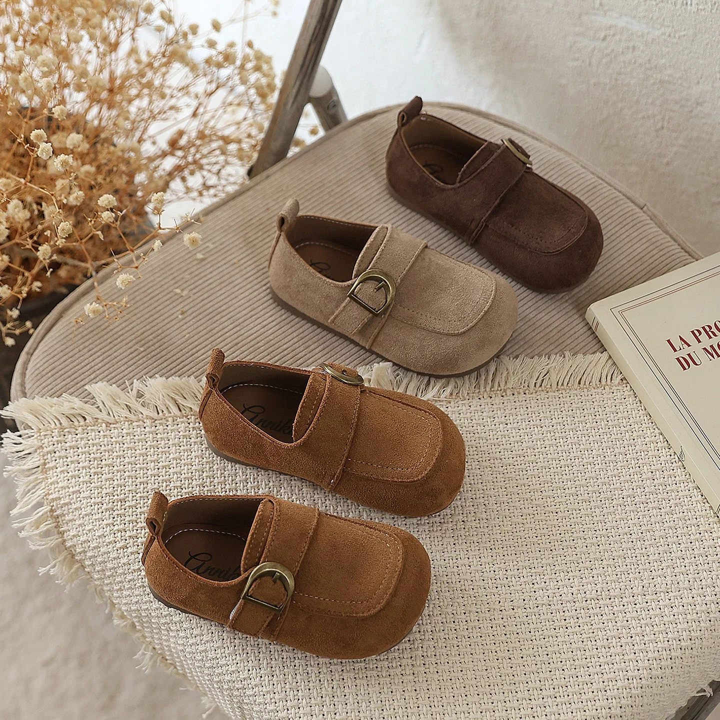 Kids Suede Leather Shoes for Boys Girls 2026 New Autumn Toddler Casual Loafers Soft Sole Simple Retro Kid School Uniform Loafers