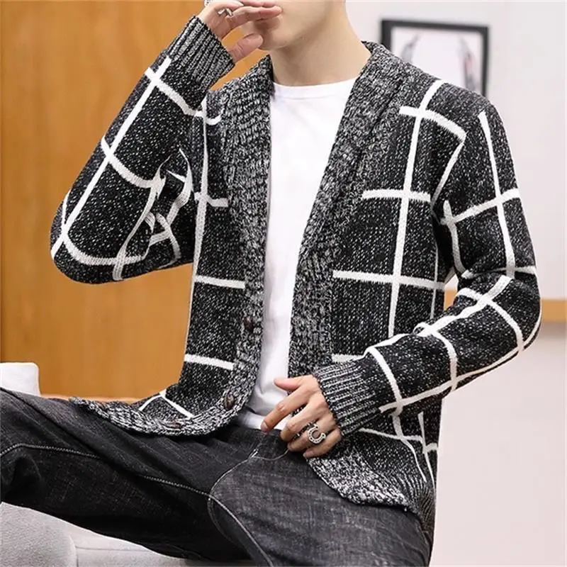 Cardigan rayé à manches longues et col en V pour hommes, pulls boutonnés, coupe couvertes, décontracté, beau, coréen, printemps, automne