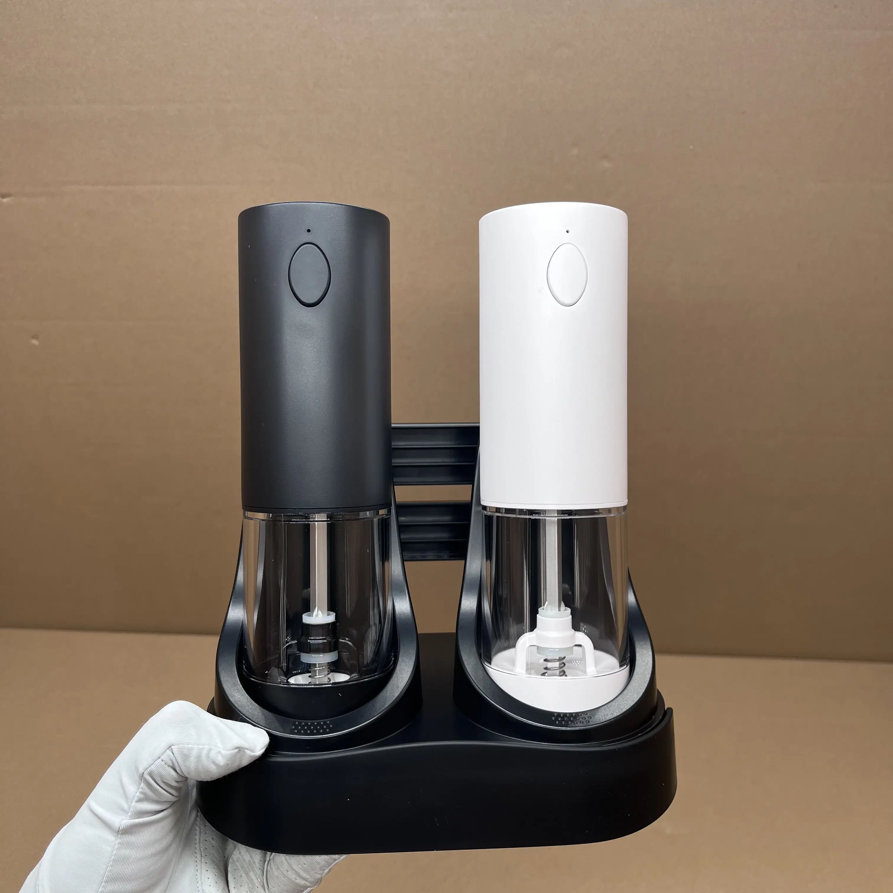

Black White Rechargeable Grinder Set Base-Charging & Button-Control Electric Pepper Mill