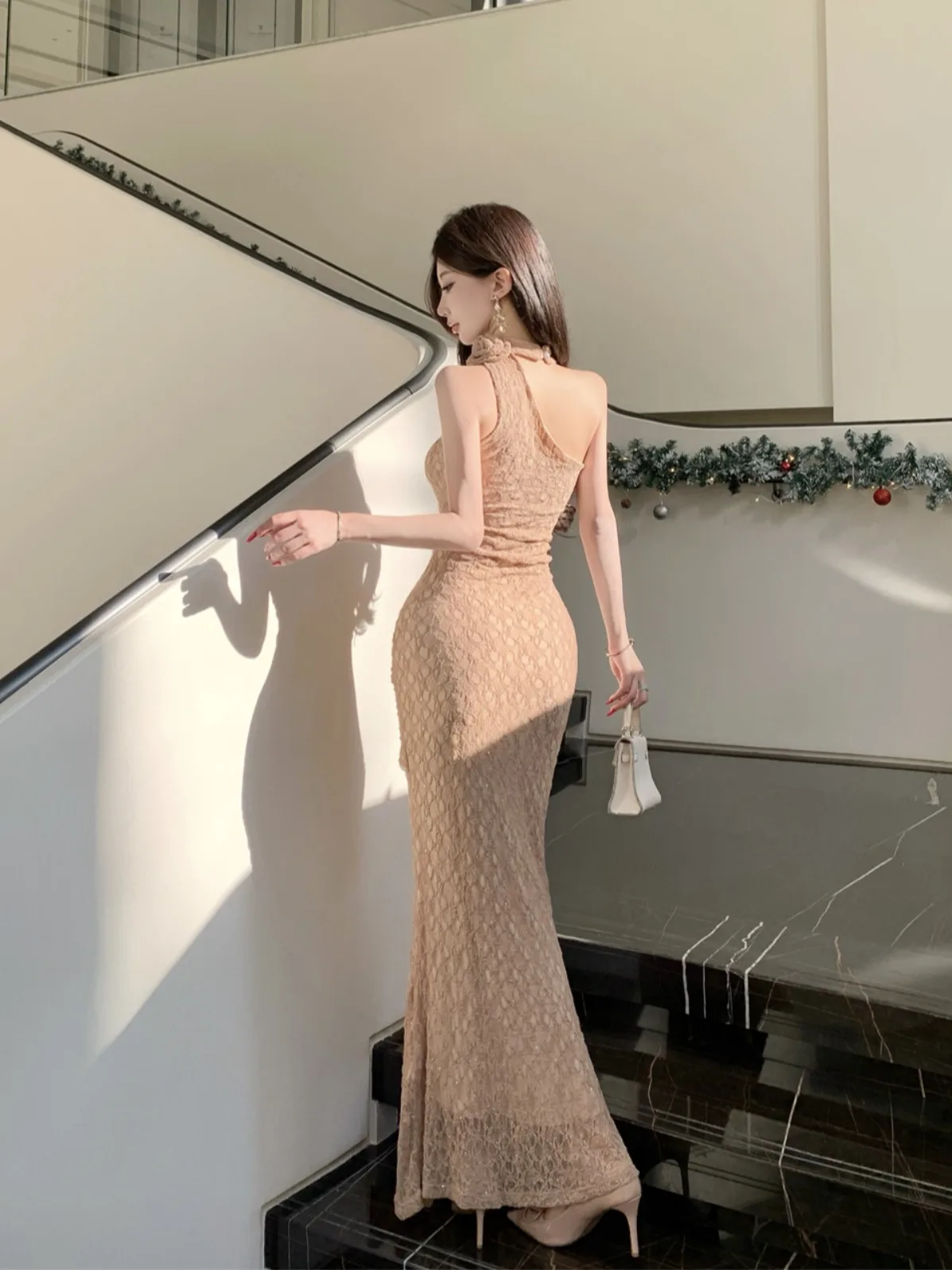 

Pure Desire Sle Hollow out Lace Diamond Glittering Sexy Tight Fit Gown Hanging Ne Long Dr Fi Tail Dr for Women