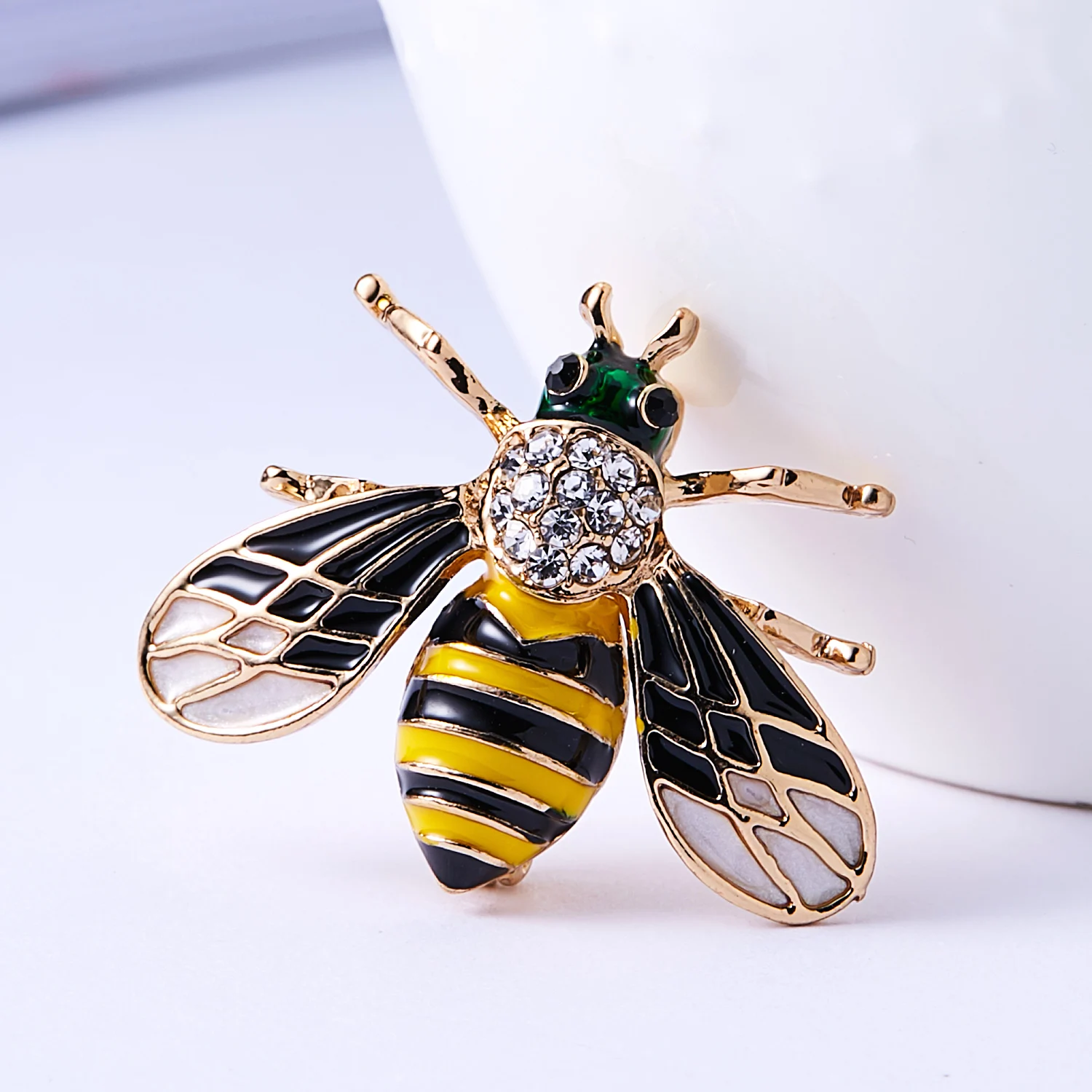 Rinhoo Trendy Enamel Rhinestone Bee Brooch for Women Delicate Little Bee Insect Collar Pin Clothes Scarf Clip Badge Jewelry Gift