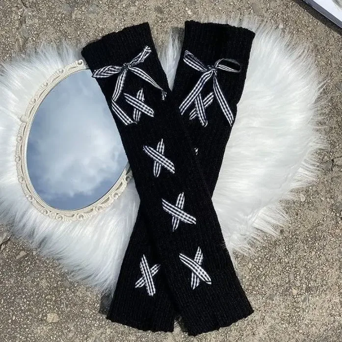 2025 جديد حار بيع لطيف عبر التعادل الجوارب الاتجاه بسيط ومتعدد الاستخدامات الخريف والشتاء غطاء الساق الدافئة الشعور المتقدم