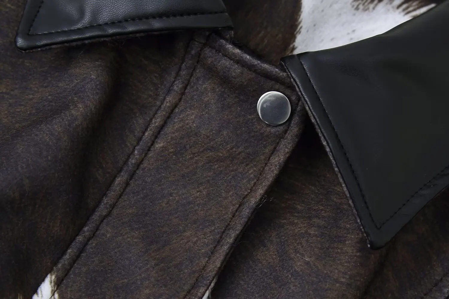 2025 Autumn and Winter New European and American Fashion Design Fashion Printed PU Leather Short Jacket