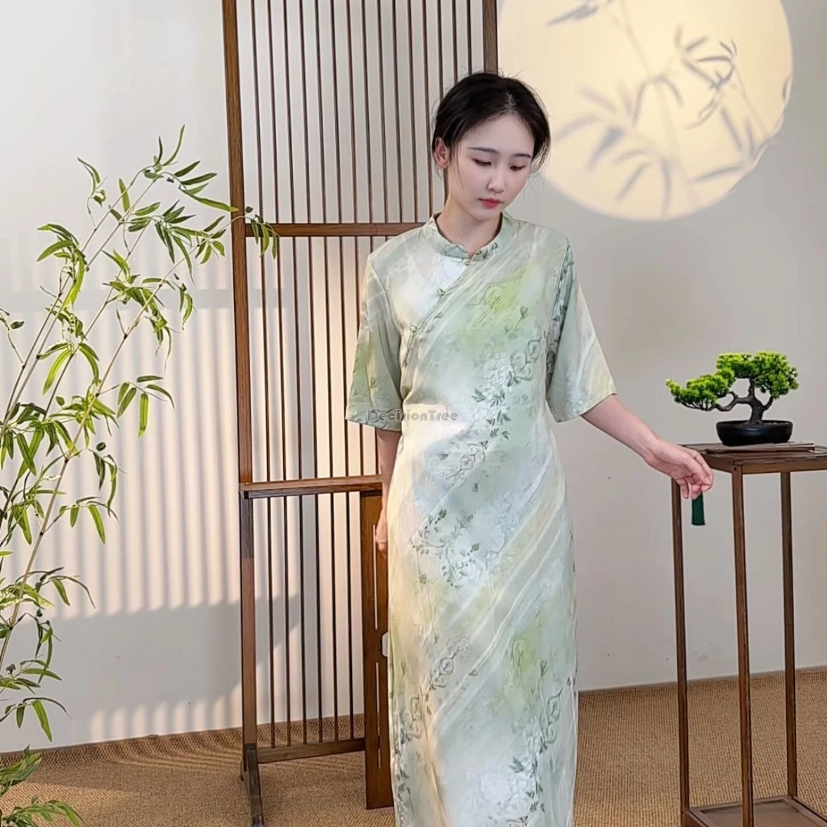 

2025 summer new chinese improved style daily half sleeve stand collar loose cotton style slit long printed long cheongsam dress