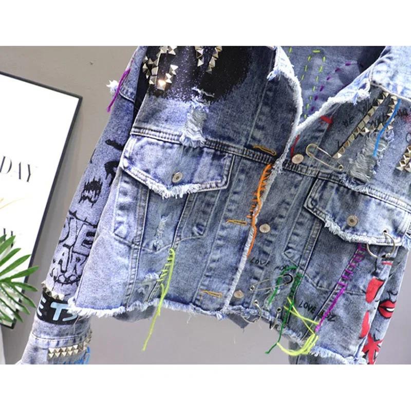 

Spring Letter Graffiti Print Heavy Work Rivet Tassel Holes Denim Jacket Coat Autumn Casual Women Short Outerwear Chaqueta Mujer