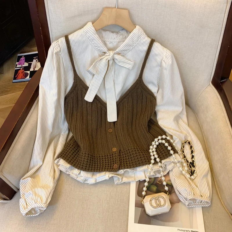 

Женский вязаный жилет-топ для ранней весны, комплект из двух предметов: топ и полосатая юбка с узлом, маленький размер, мягкий полиэстер