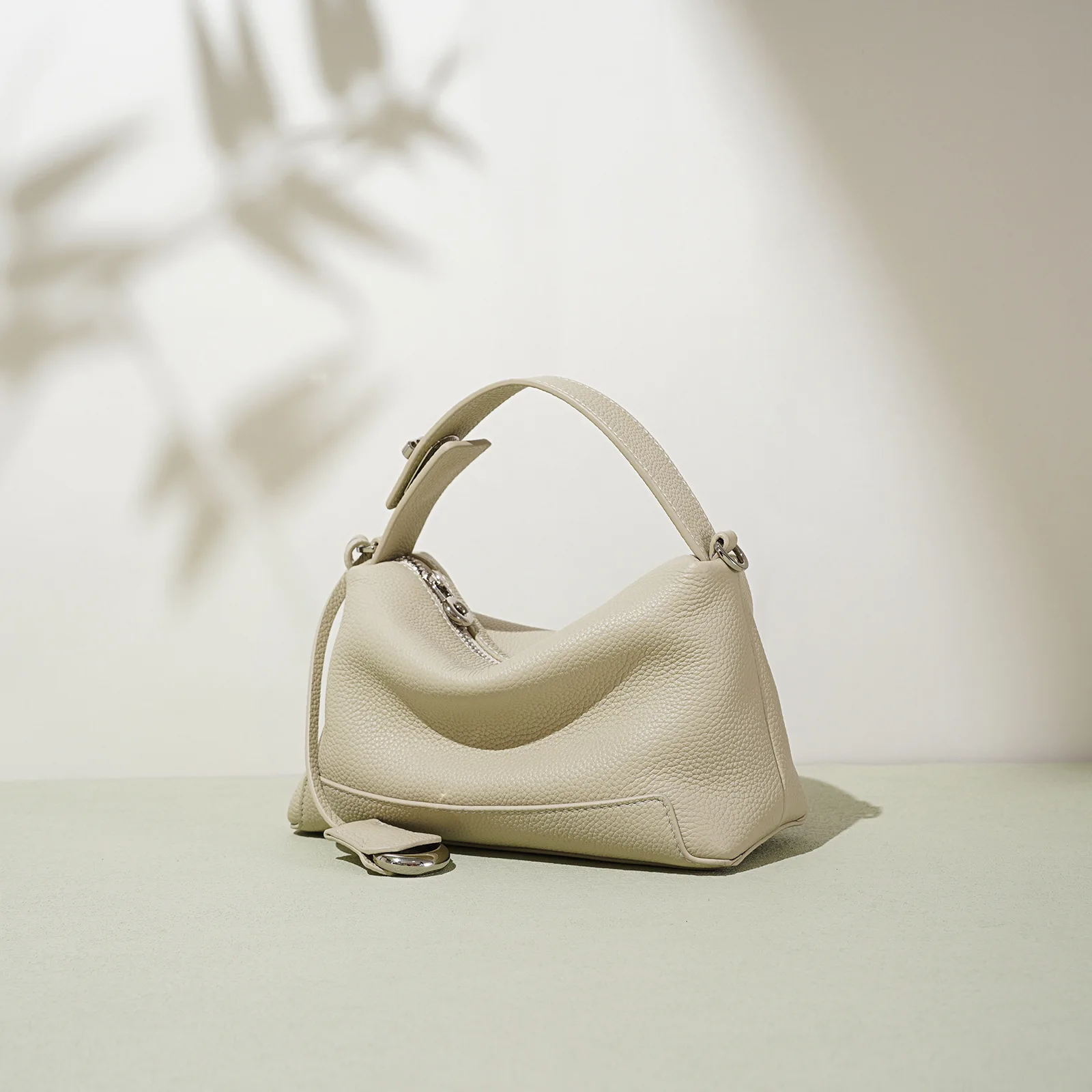 FIRMRANCH Daily Casual Chic Purse Exquisite Commuter Genuine Leather Handbag Women's Crossbody Bag