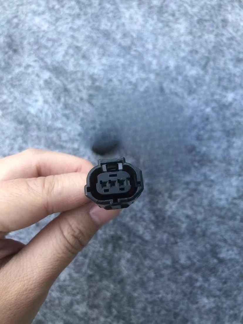 

For Toyota Camry Crown Reiz Corolla Highlander Camshaft Sensor Crankshaft Solenoid Valve Plug