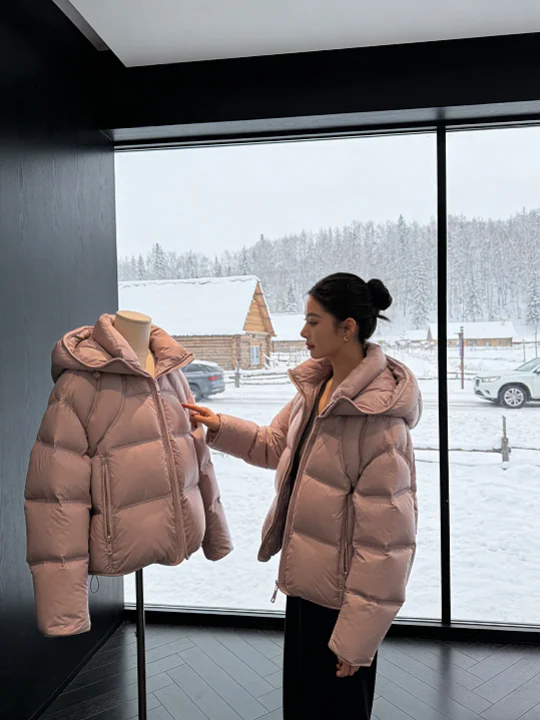 

Warm Thickened Pink Cotton Jacket Short Style Stuffed Winter Outerwear Korean Style Small Size Commute Loose Fit Zipper Closure