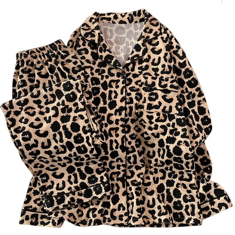 الربيع والخريف جديد المرأة الخفيفة الفاخرة الرغبة النقية ليوبارد طباعة منامة الفتيات عالية الجودة التجاعيد النسيج Homewear مجموعة