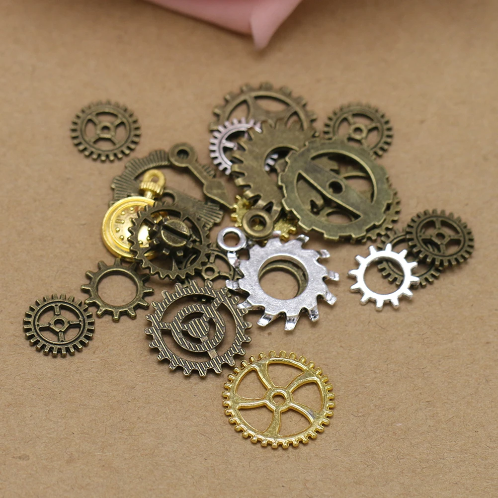 

50Pcs Assorted Gear Charms Steampunk Pendants Mixed Sizes for Crafting Jewelry Making Necklace Accessories