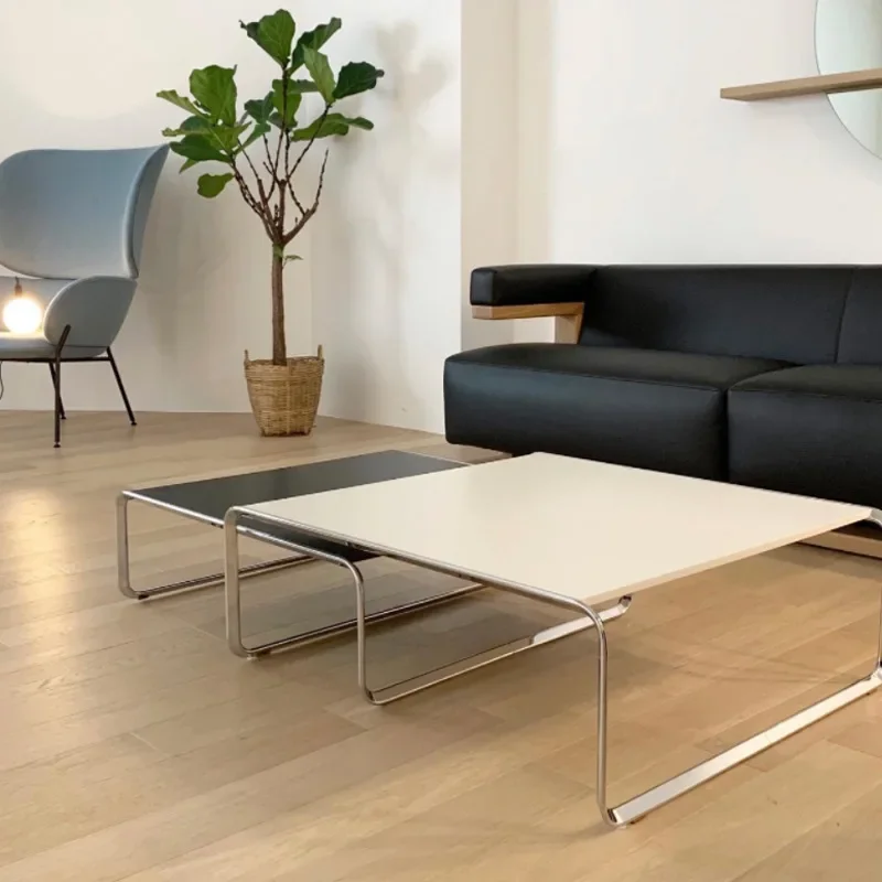 Tavolino da caffè combinato in acciaio inossidabile semplice e alla moda, medievale in bianco e nero