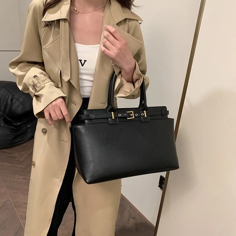 ريترو حقيبة يد ذات سعة كبيرة حقيبة المرأة 2025 جديد تحسس الركاب عالية الشعور حمل حقيبة الكتف الإبط حقيبة #2