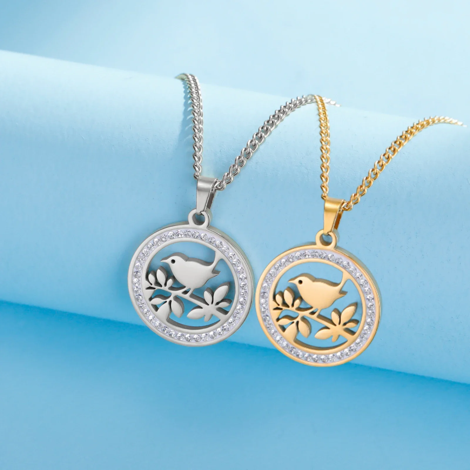 Skyrim Women Tree Branches Bird Necklace Clear Zircon Round Pendant Stainless Steel Neck Chain Animal Jewelry New Year Gift