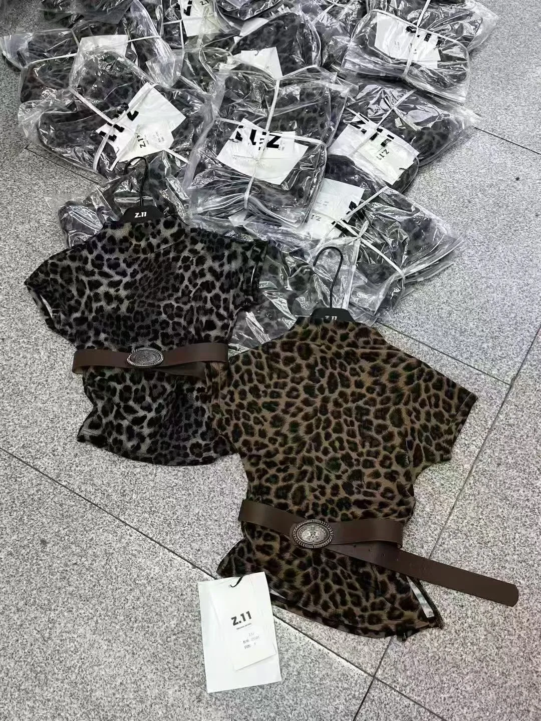 

Faionable Pure Desire Spicy Girl Slim Fit Футболка с леопардовым принтом ort Sve Женский топ для поездок на работу Корейская версия Cotto...