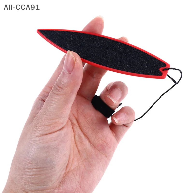 

(CCA91)1Pc Children Plastic Finger Surfboard Fingerboard Toy Surf the Wind Skateboard Toy Surfer Gift Party Favors Random Color