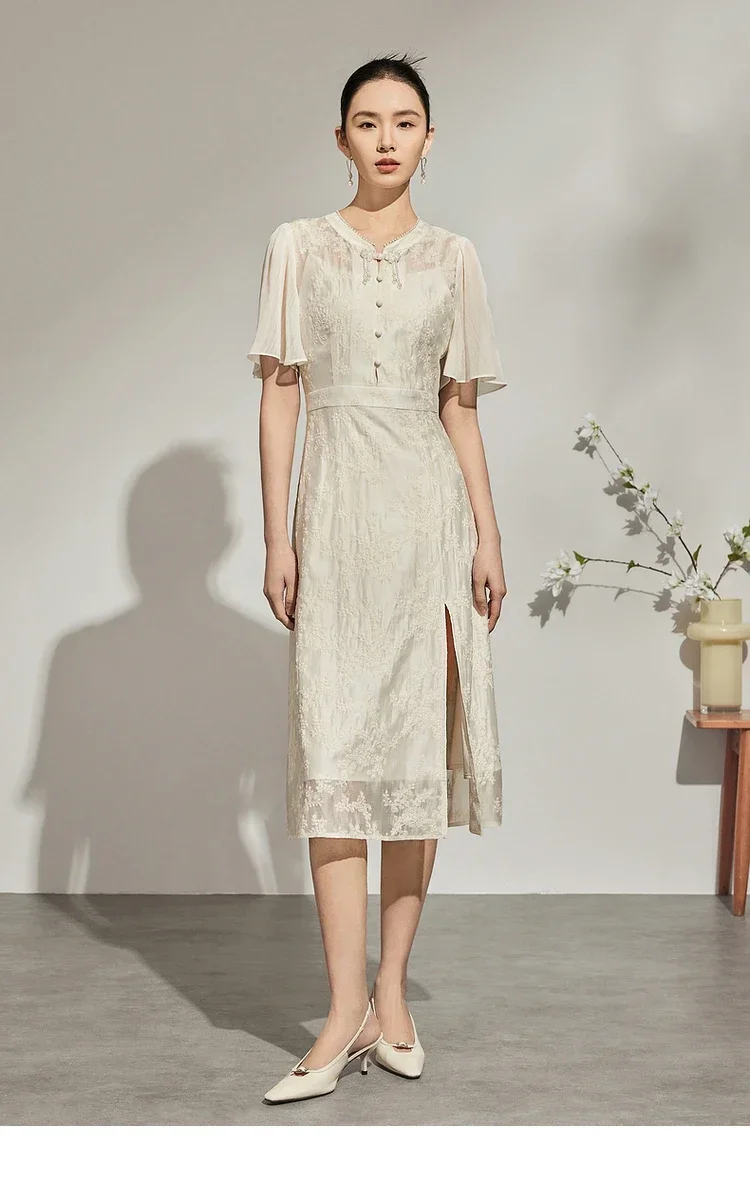 

SENTUBILA Chinese Style Dress 2025 Summer Jacquard Light Apricot V-neck A-line Split Elegant Butterfly Sleeve Dresses 142L54249