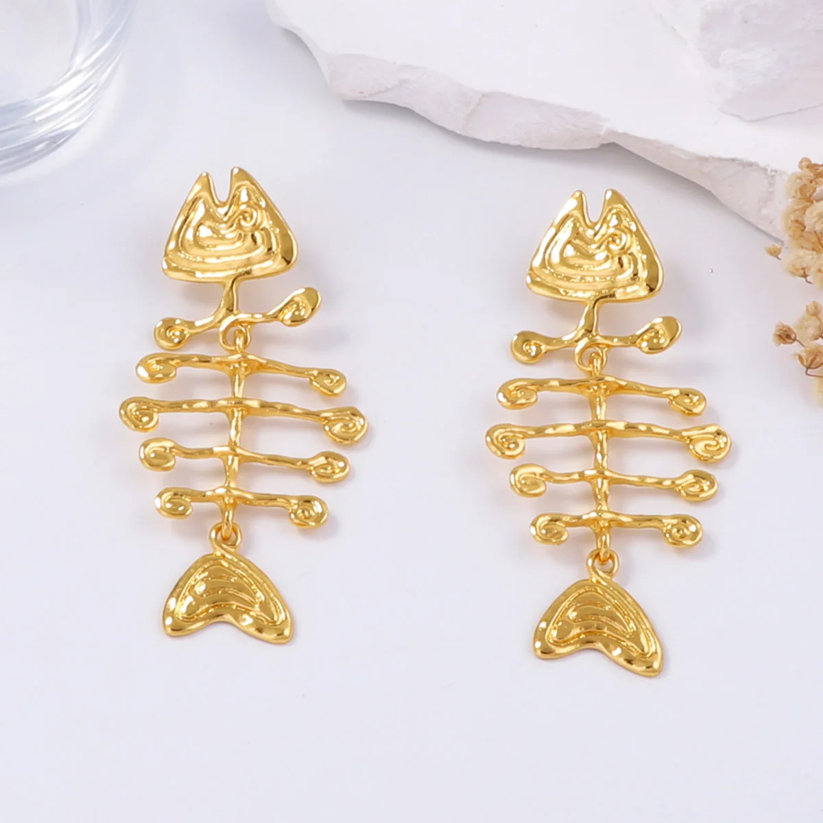 New Seaside Vintage Metal Fashion Design Fishbone Earrings Exquisite High-end Texture Women's Party Jewelry Gifts
