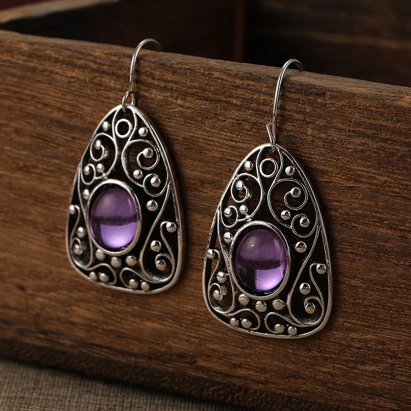 Silvery Vintage Metal Carved Hollow Pattern Pendant Earrings Set with Oval Purple Gemstone Women\'s Ethnic Style Accessories