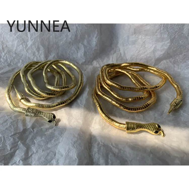 YUNNEA Trendy Jewelry Snake Necklace Hot Selling Personality Design Soft Metal Necklace For Women Gift Costume Props