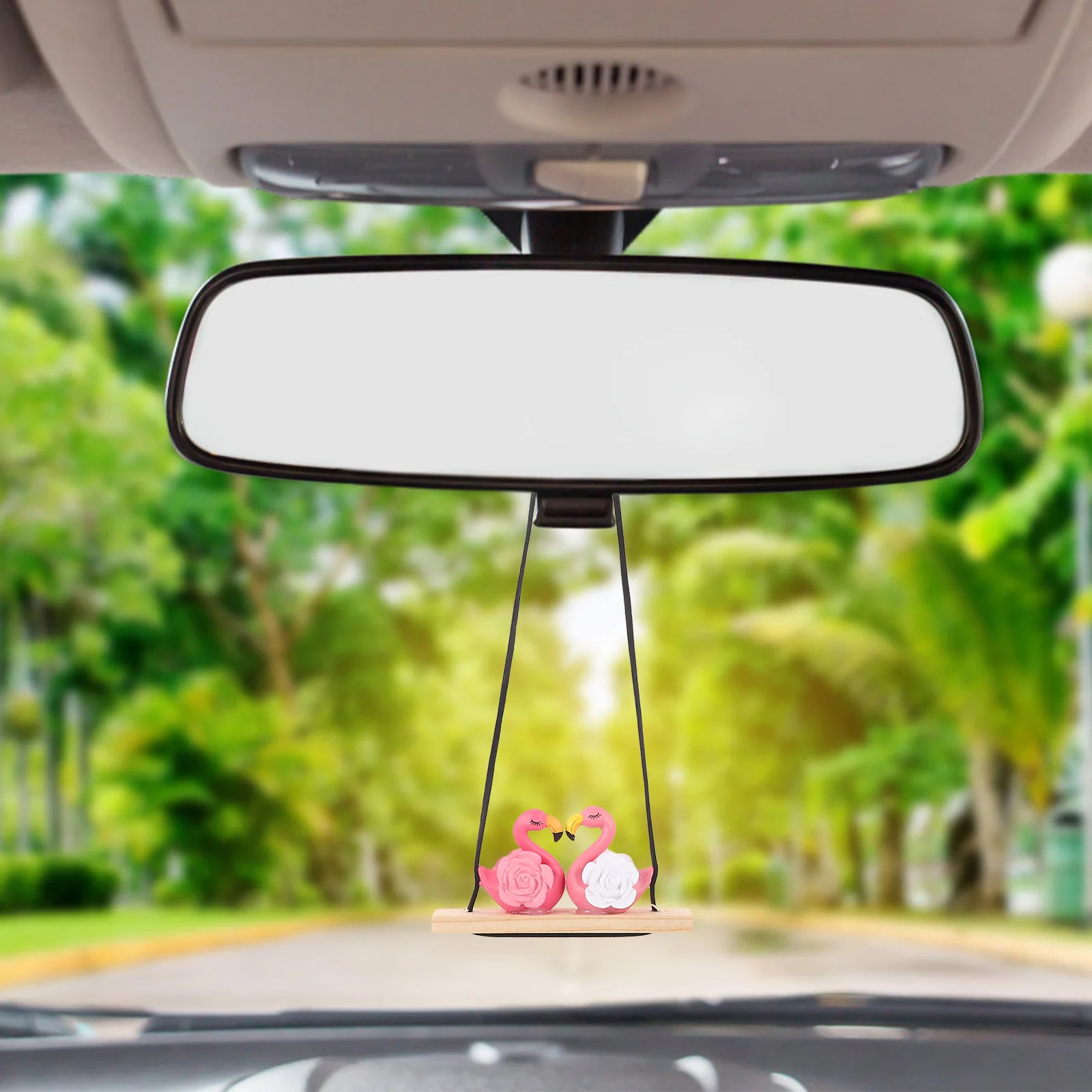 

Flamingo Car Hanging Pendant Resin Wood Rearview Mirror Charm Non-Slip Pad Interior Car Decoration Aesthetic Accessory