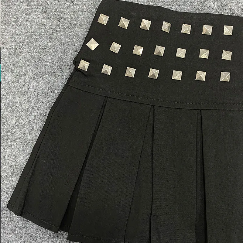 Été rue gothique Punk couleur Pure e-girl Mini jupe Harajuku Vintage Sexy Rivet jupes plissées fille chaude jupe femmes vêtements