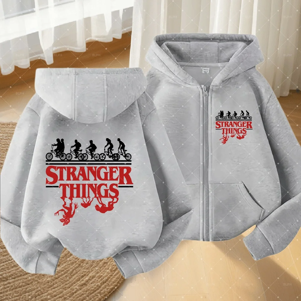 

Стильная толстовка на молнии в стиле Stranger Things для всей семьи, идеально подходит для велопрогулок и необычных развлечений, одинаковый комплект для родителей и детей.