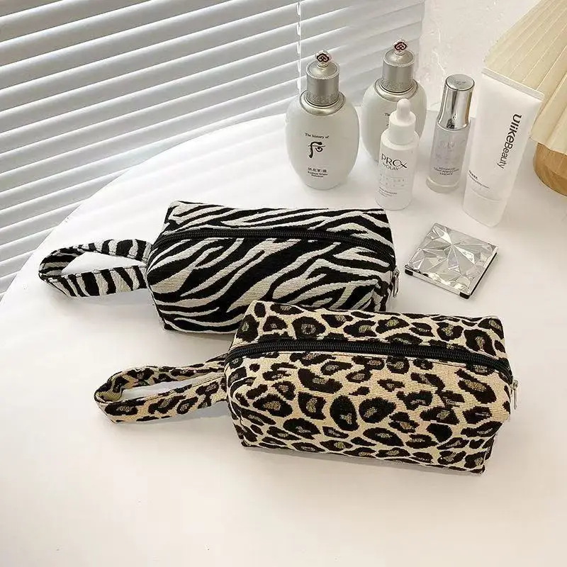

New Leopard Print Makeup Bags Pillow Pen Bag High Quality WOMEN'S Large Capacity Pillow Bag Portable Storage Handbag