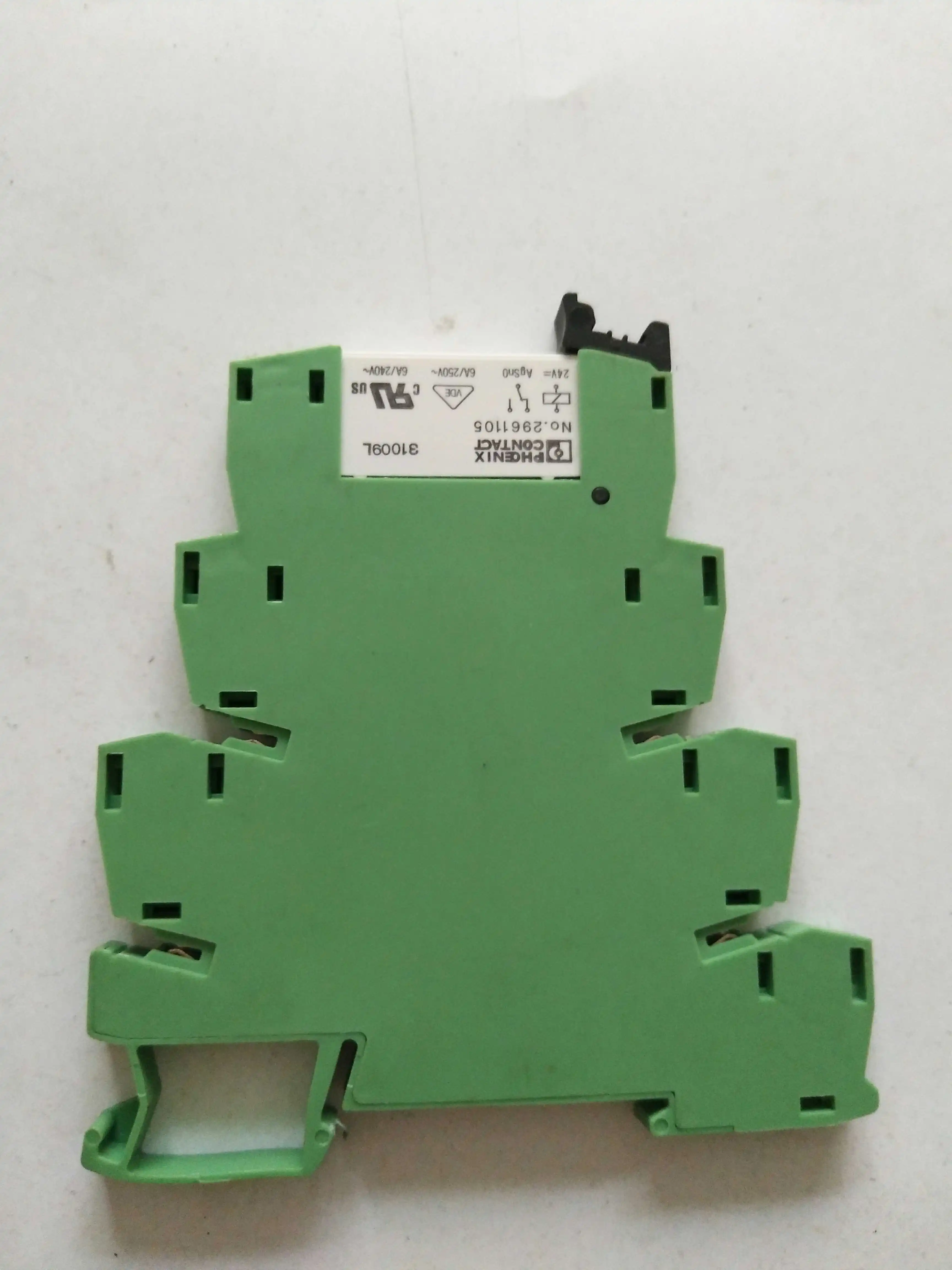 

NO.2961105 6A/250V 24V 10PCS