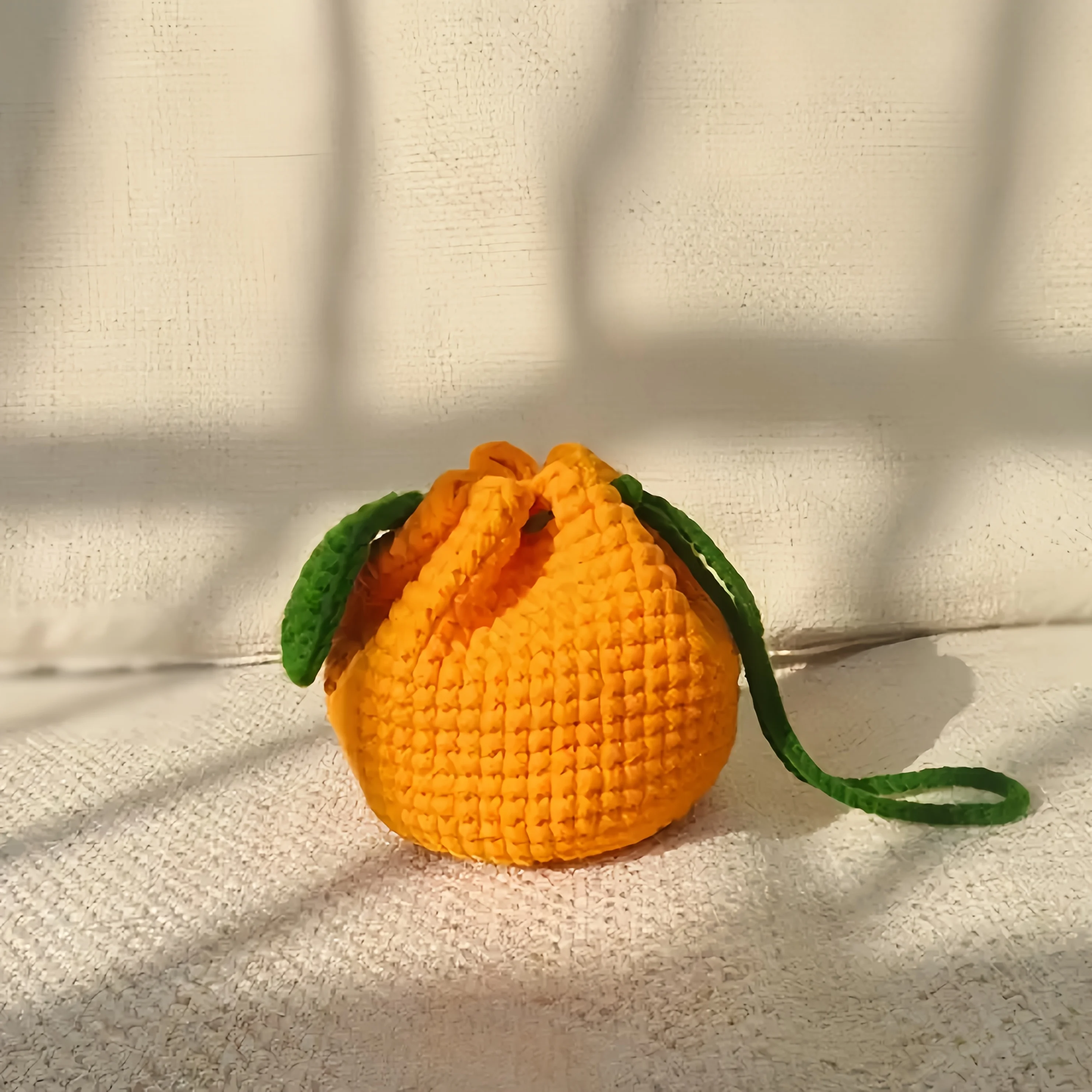1 unidad de mini bolso de almacenamiento naranja, mini bolso de mano, tela tejida a mano, monedero lindo de punto, se puede guardar en él